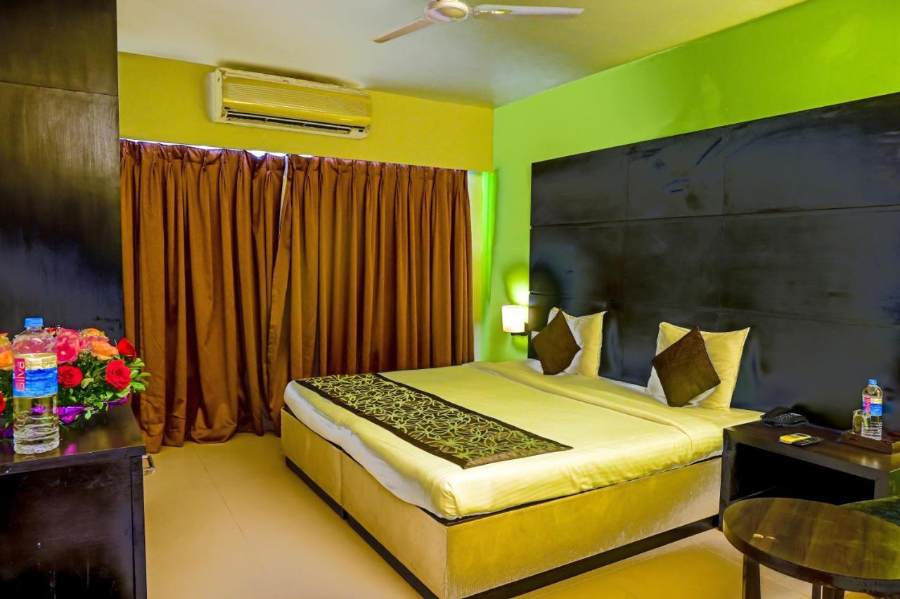 Citrus Hotel Lonavala Εξωτερικό φωτογραφία
