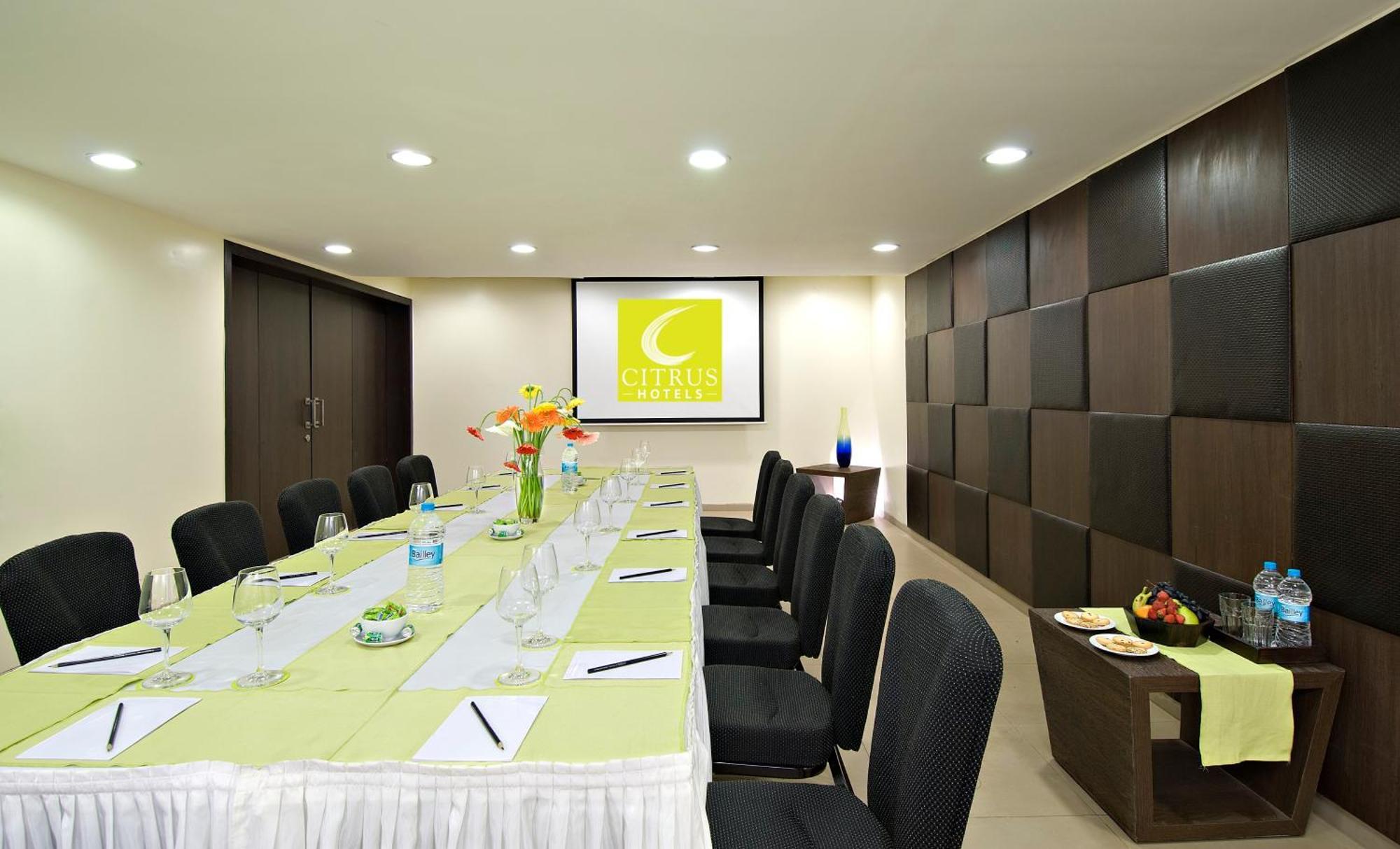 Citrus Hotel Lonavala Εξωτερικό φωτογραφία