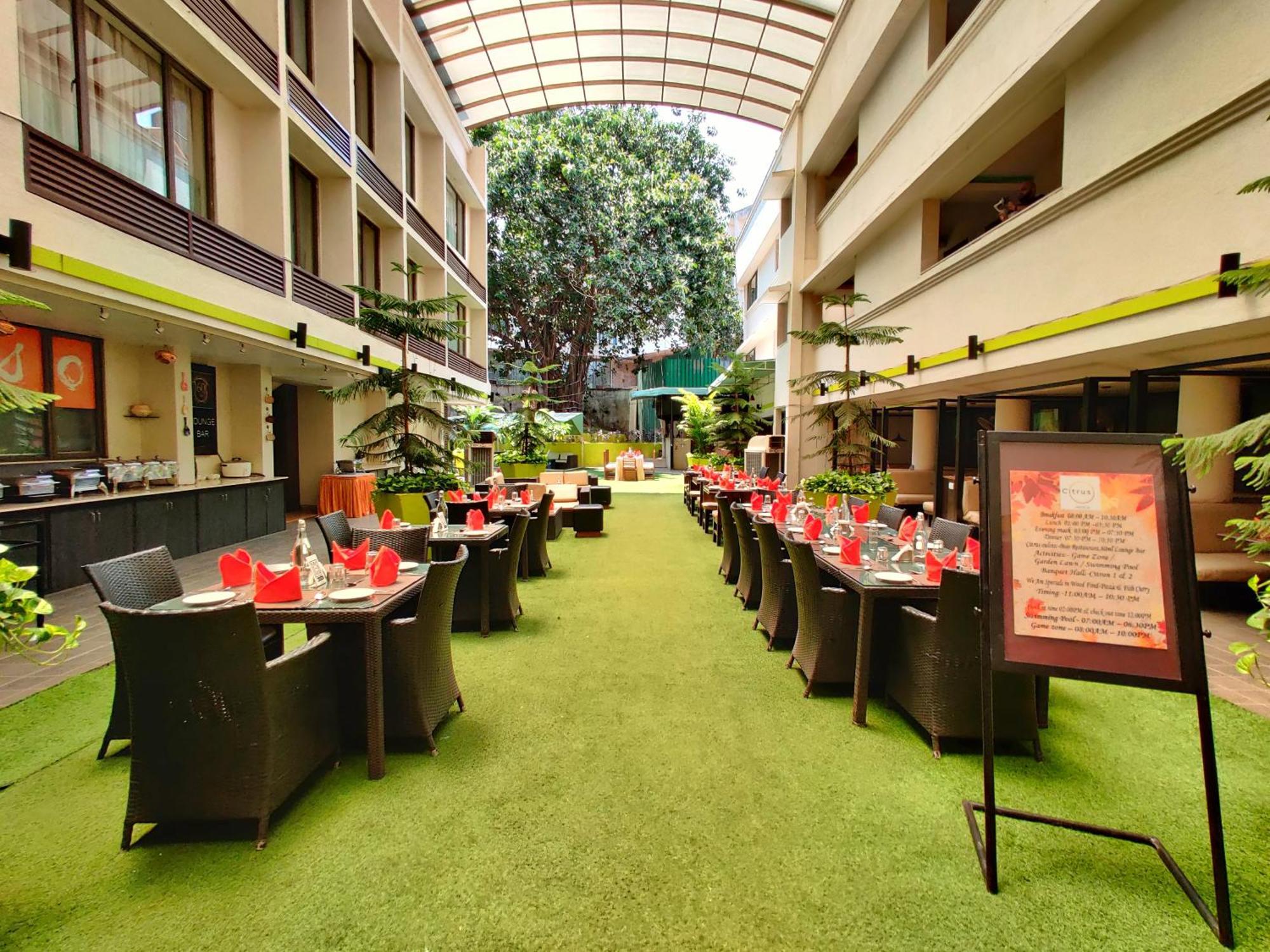 Citrus Hotel Lonavala Εξωτερικό φωτογραφία
