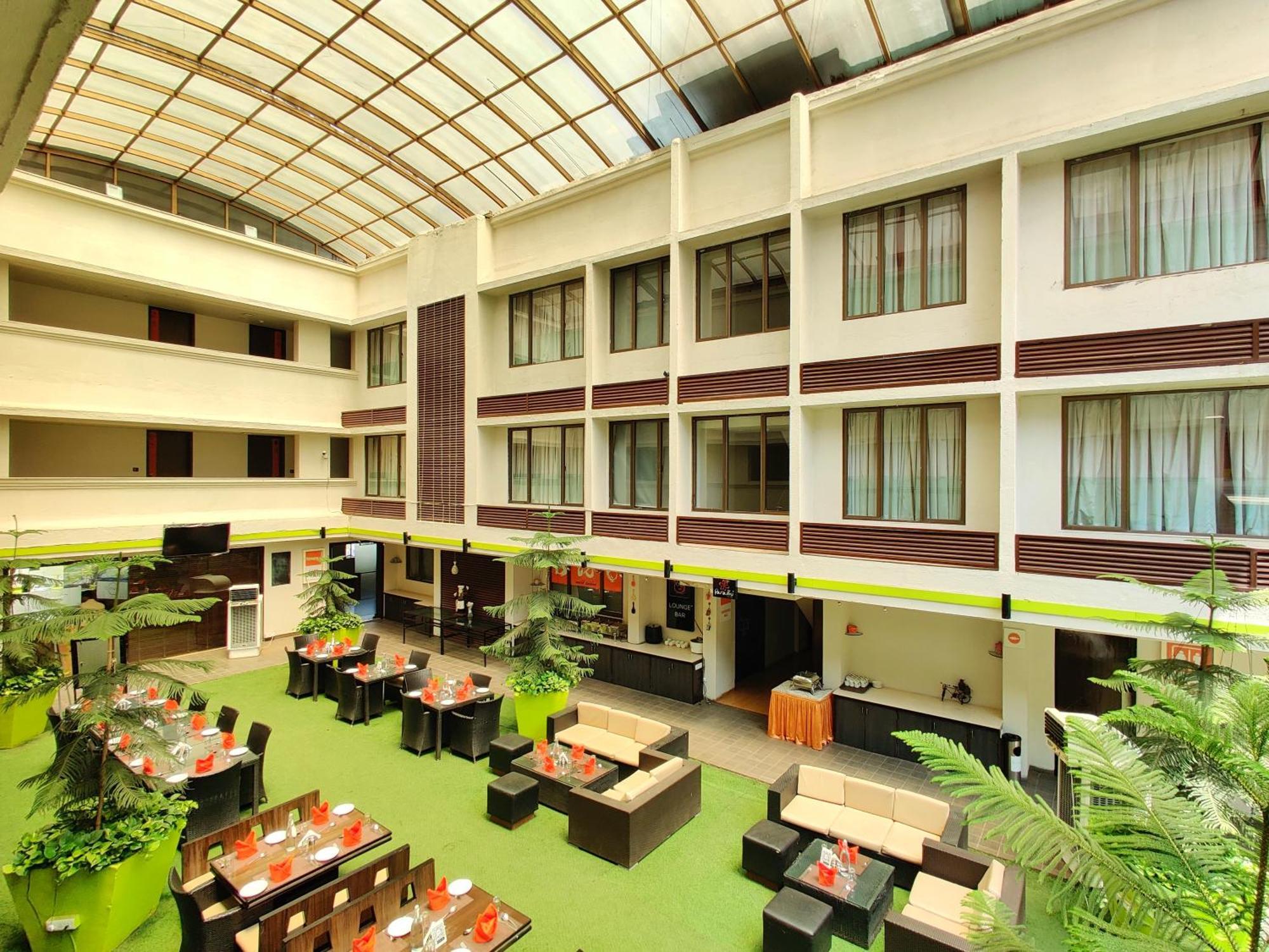 Citrus Hotel Lonavala Εξωτερικό φωτογραφία