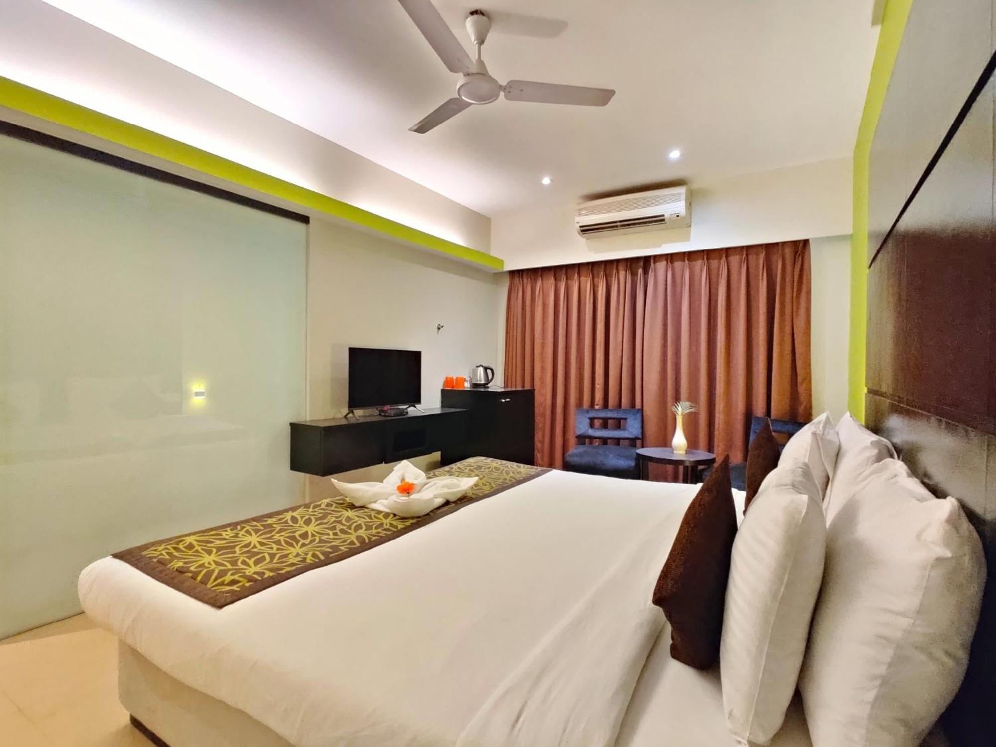 Citrus Hotel Lonavala Εξωτερικό φωτογραφία