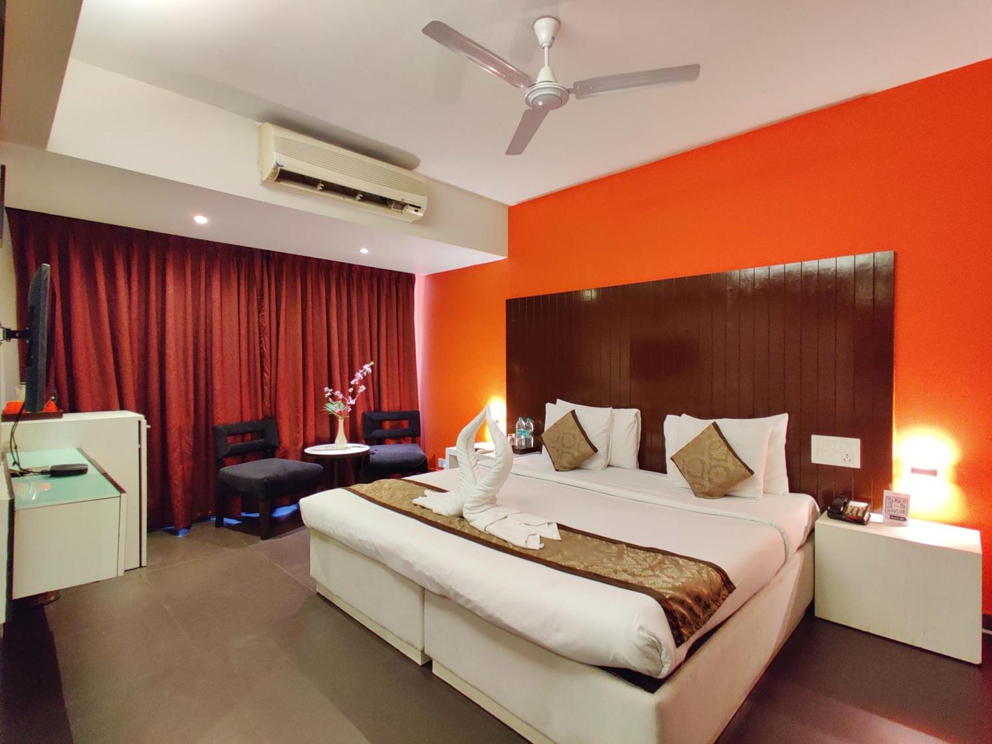 Citrus Hotel Lonavala Εξωτερικό φωτογραφία